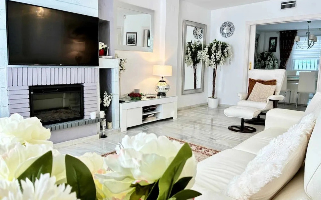 Villa Anna - 4 Bedrooms F-3