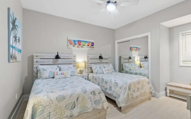 Turquoise Place 1108 D