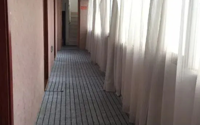 Guangde Jinchuan Business Hotel