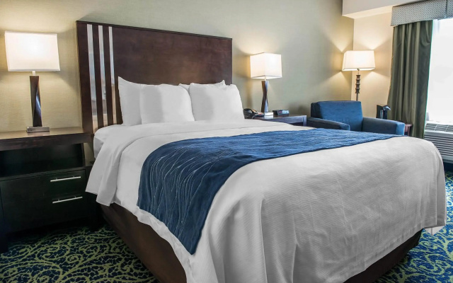 Comfort Inn & Suites Butler