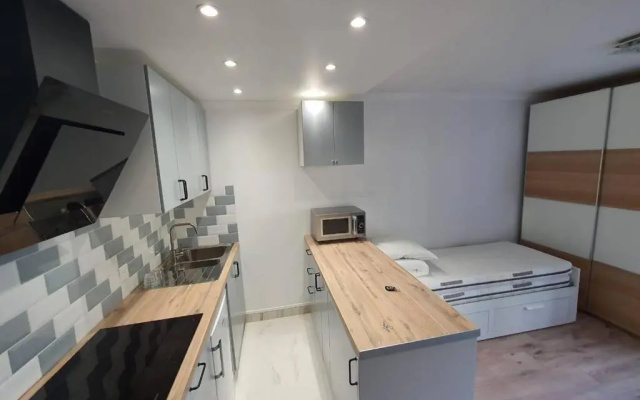 Rambouillet, Studio, Proche Gare Et Chateau