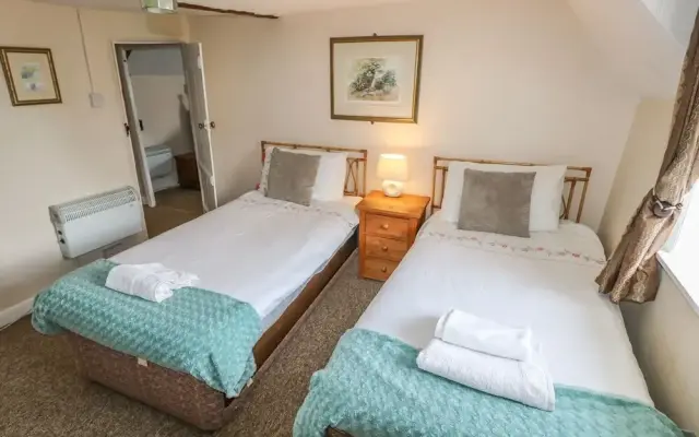 Hill Farm Cottage