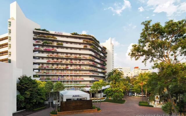 Отель Avani Pattaya Resort вид на фасад