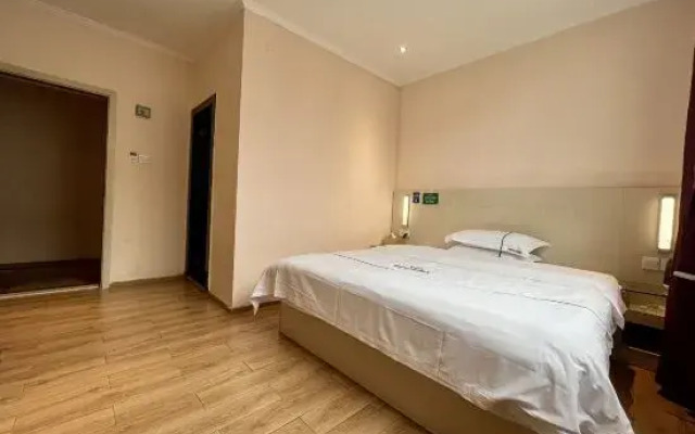 Jiayi Hotel