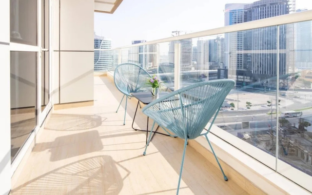 Beaming 3BR Apartment in Downtown Burj District!