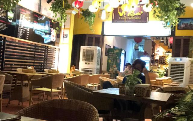Отель Homie Hoi An питание