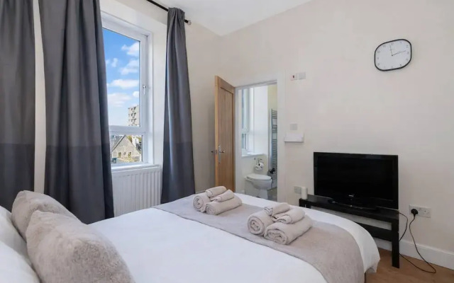 Edinburgh Beach Apartment Free On-street Parking