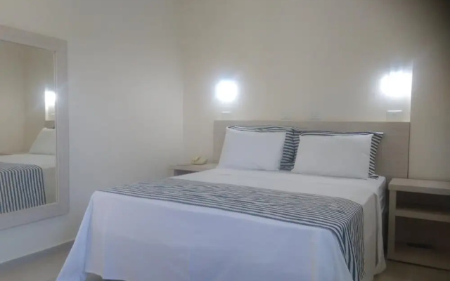 Dumont Park Hotel