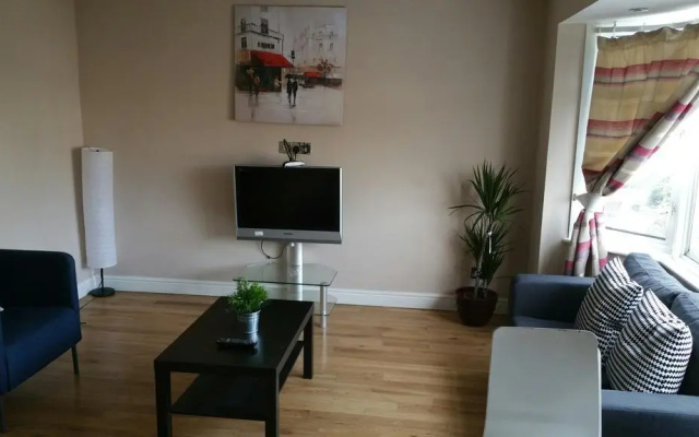 Sutton Place Apartments