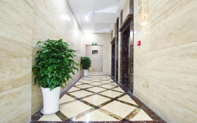 Chongqing Jinchuan Hotel