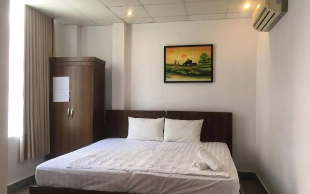 New Sky Hotel - Hostel