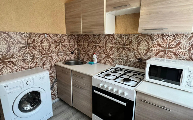 Rich House на улице Язева 17