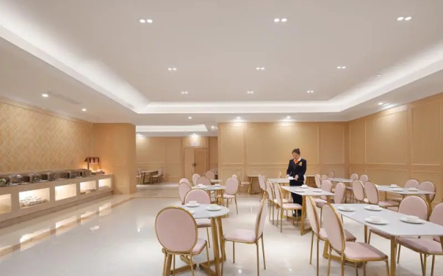 Vienna Hotel Shanghai Hongqiao Hub National Exhibition Center Huqingping Road