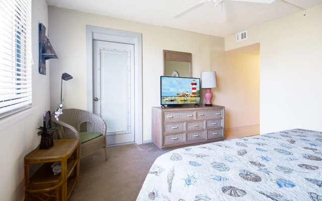 Island Club 4205 - Two Bedroom Condo