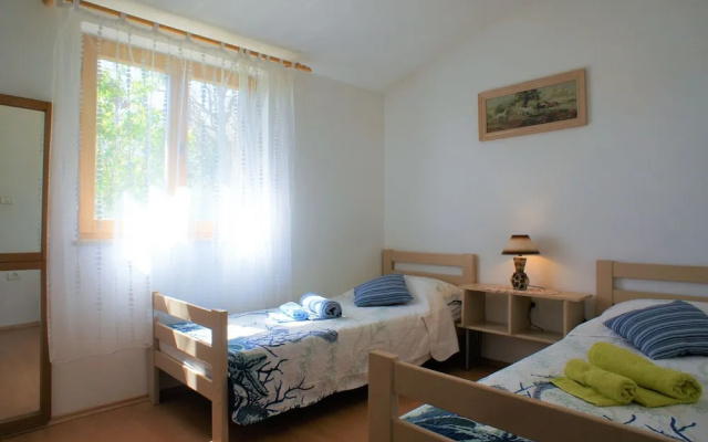 Charming Holiday Home in Pula With Fenced Garden