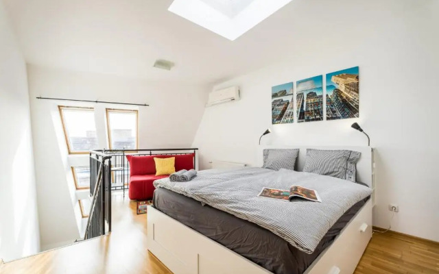 BpR SOHO Boutique Home with AC