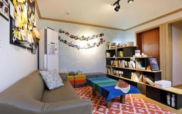The Flower Road Guesthouse