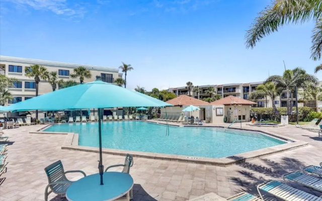 Land's End 8-403 Beach Front - Premier