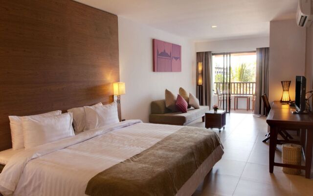 Отель Kamala Beach Resort a Sunprime Resort комната для гостей
