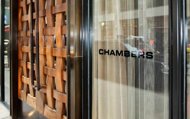 Отель Chambers США, Нью-Йорк - отзывы, цены и фото номеров - забронировать отель Chambers онлайн вид на фасад