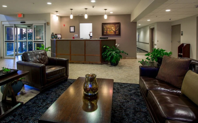 Magnolia Inn & Suites