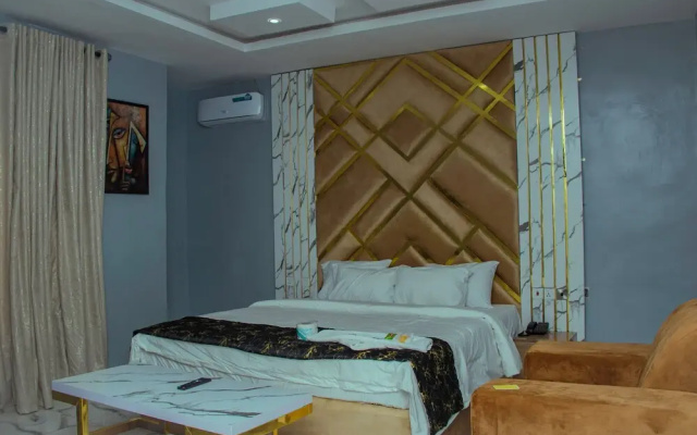 Glossy Luxury Hotel