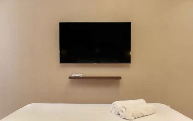 Stunning And Comfy 2Br + Study Room At Sudirman Suites Apartment