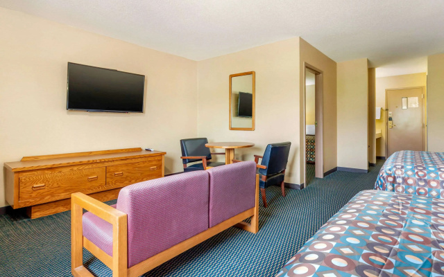Rodeway Inn Blair