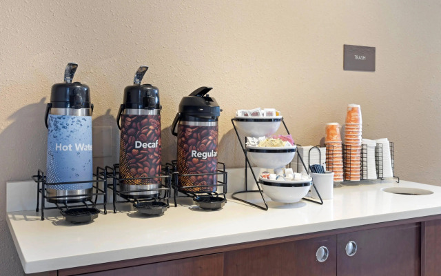 Comfort Inn & Suites Wichita Northeast