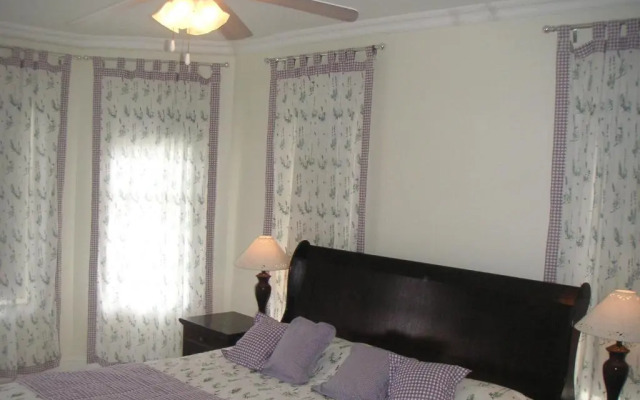 Waterside Living MM1304