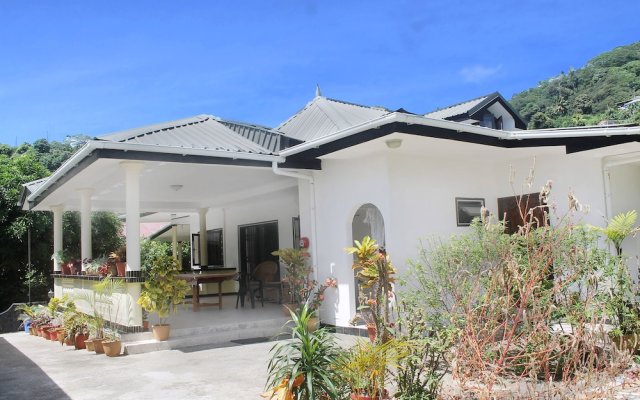 Lapasyans Self-Catering in Mahe Island, Seychelles from 98$, photos, reviews - zenhotels.com hotel front