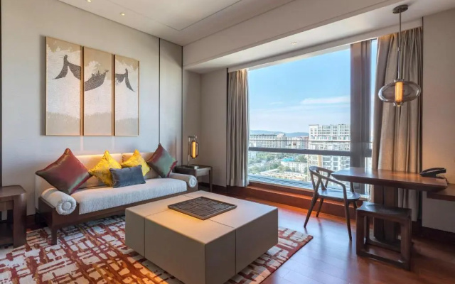 HUALUXE Beijing Xinan by IHG