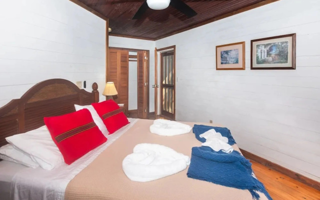Top Ridge Views 2 Bedroom Home