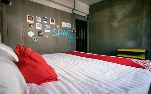 OYO 505 Ente Space Hostel