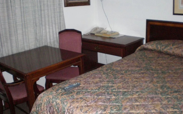 Quail Run Motor Inn