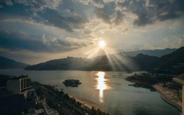 Hualuxe Chongqing Wushan