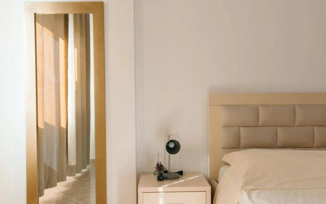 Rs place 1-bedroom apartment with free parking