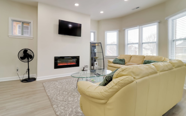 Modern Updates & Great Location! Detroit Duplex