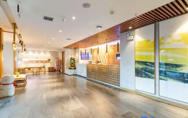 Yujingtai Hot Spring Hotel