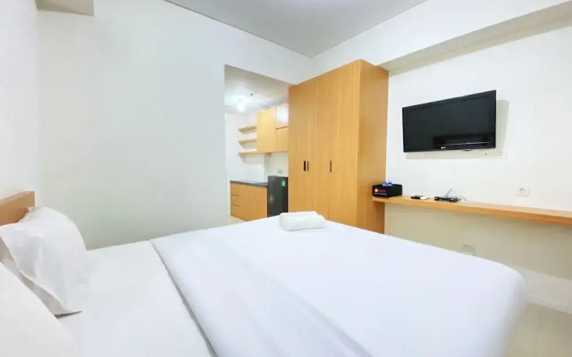 Homey And Comfy Studio Apartment At Parahyangan Residence