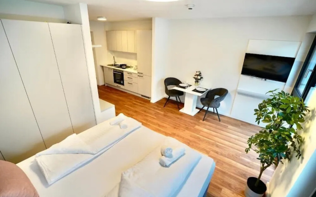 DM & S Apartment