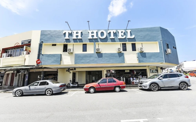 OYO 90445 Th Hotel