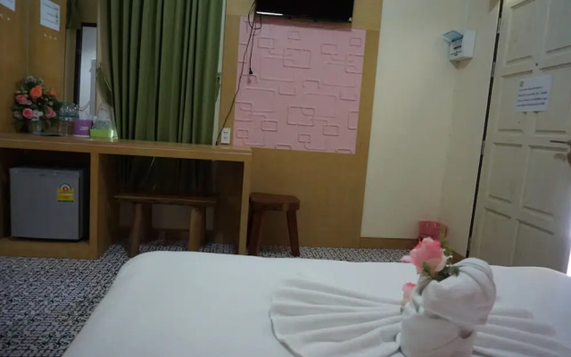 The Loom Resort Thung Song