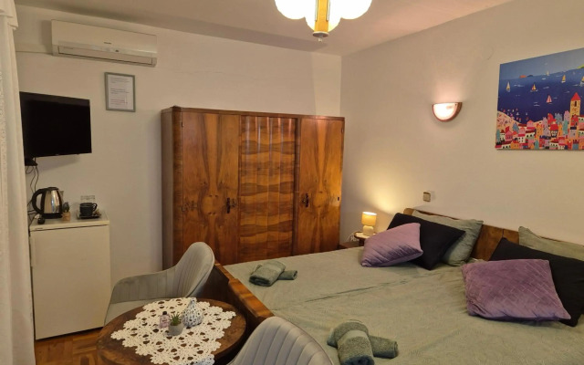 Lovely 2-bedroom apartment in Novi Vinodolski