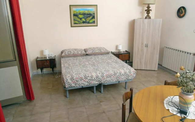 AG Home Adragna