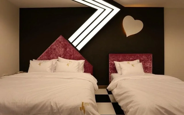 Java Hotel