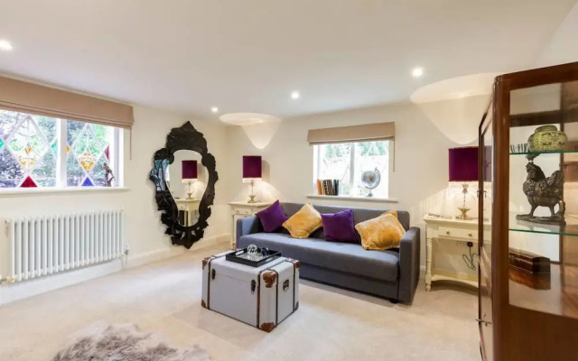 Beautiful 4 Bedroom Property