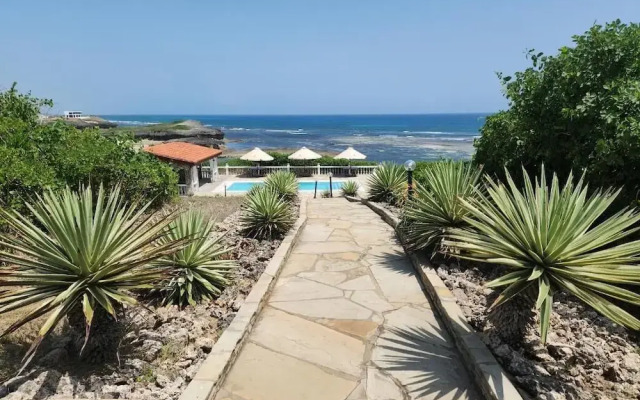 Kilulu Luxury Private Island