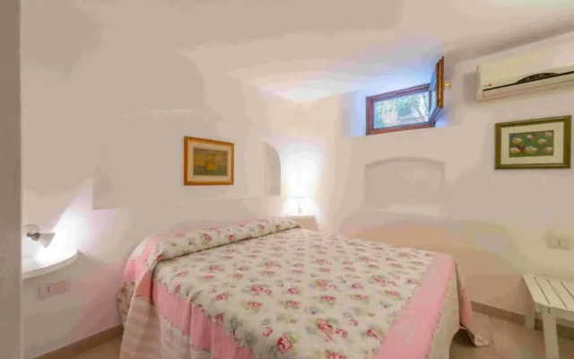 Gorgeous Retreat Just a few Meters From the sea