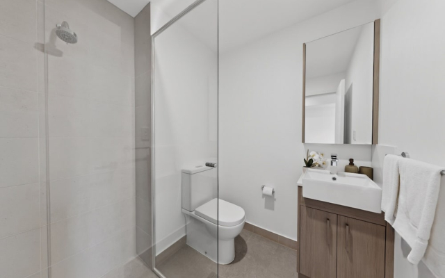 Newly Built Apartment With Private Parking